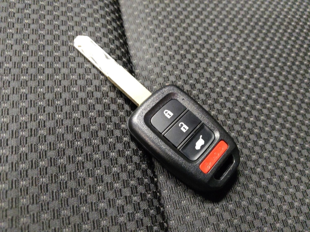 2021 Honda HR-V in Glendale, AZ 85301 - 18095355 32