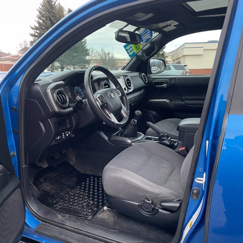 2017 Toyota Tacoma in Coeur d&amp;#039;Alene, ID 83815 - 18095361 10