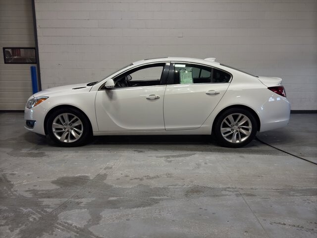 2015 Buick Regal in Burlington, WI 53105 - 18095363 2