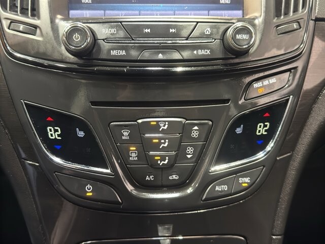 2015 Buick Regal in Burlington, WI 53105 - 18095363 28