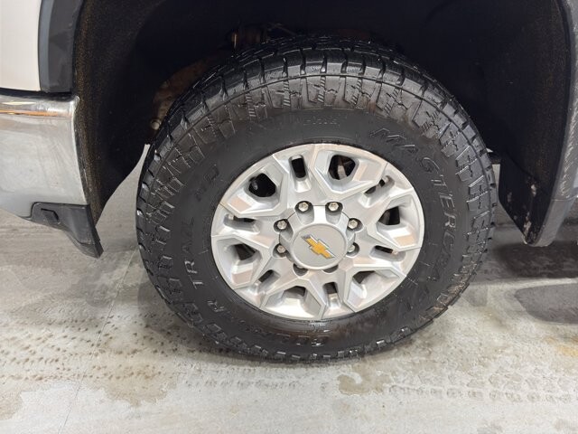 2021 Chevrolet Silverado 2500 in Burlington, WI 53105 - 18095365 9