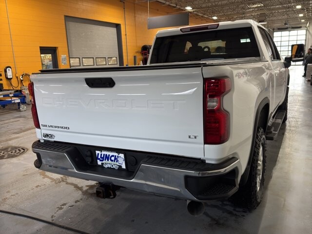 2021 Chevrolet Silverado 2500 in Burlington, WI 53105 - 18095365 5
