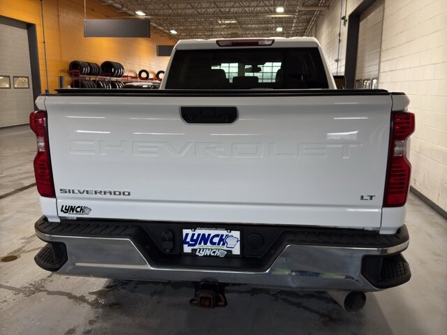 2021 Chevrolet Silverado 2500 in Burlington, WI 53105 - 18095365 4