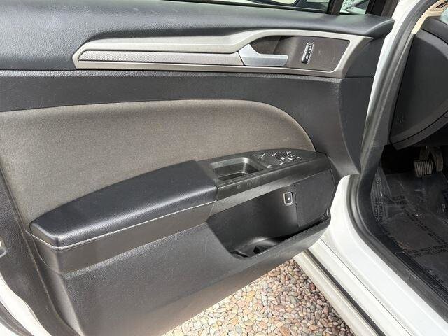 2018 Ford Fusion in Mesa, AZ 85212 - 18095366 13