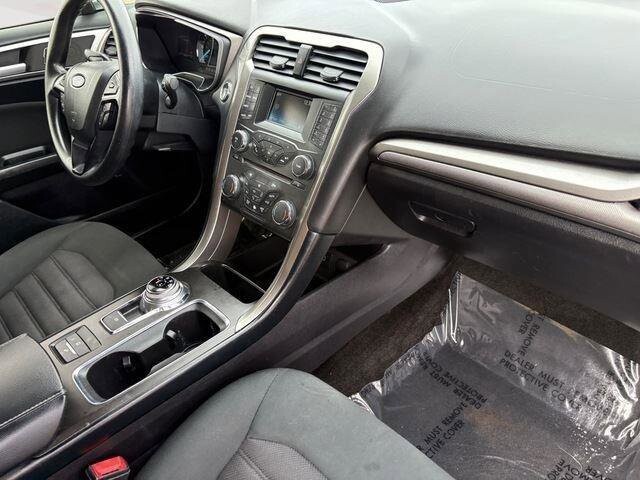 2018 Ford Fusion in Mesa, AZ 85212 - 18095366 31