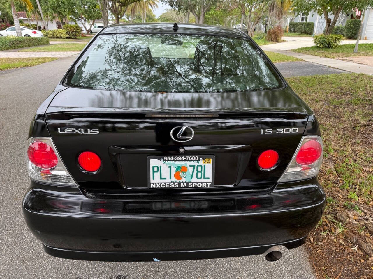 2003 Lexus IS 300 in Hollywood, FL 33023-1906 - 18095368 8