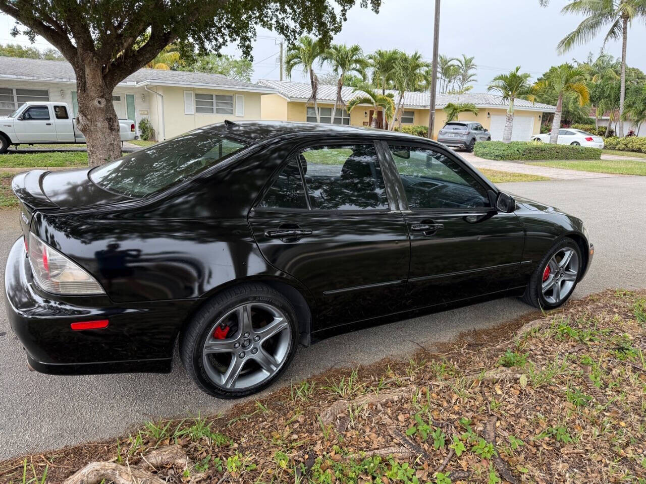2003 Lexus IS 300 in Hollywood, FL 33023-1906 - 18095368 11