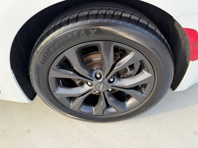 2020 Chrysler Pacifica in Knoxville, TN 37920 - 18095369 35