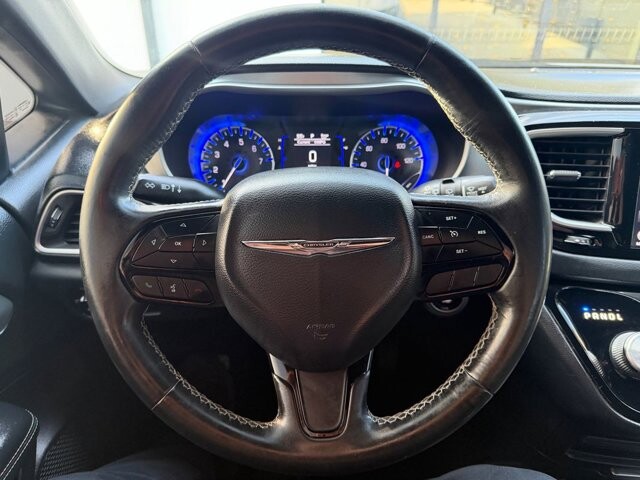 2020 Chrysler Pacifica in Knoxville, TN 37920 - 18095369 17