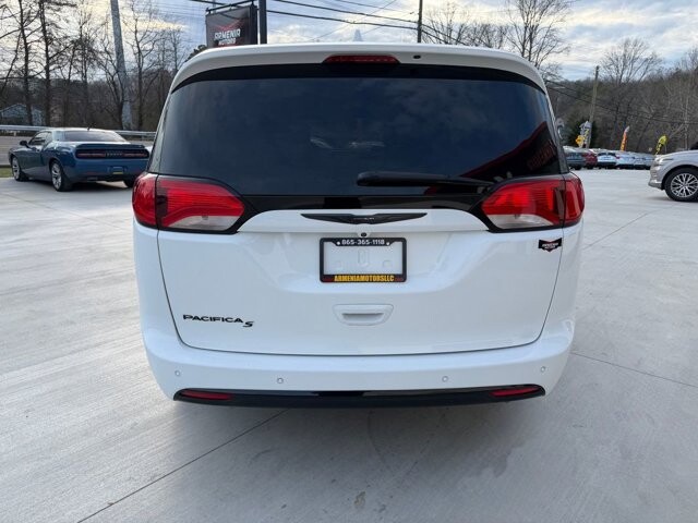 2020 Chrysler Pacifica in Knoxville, TN 37920 - 18095369 3