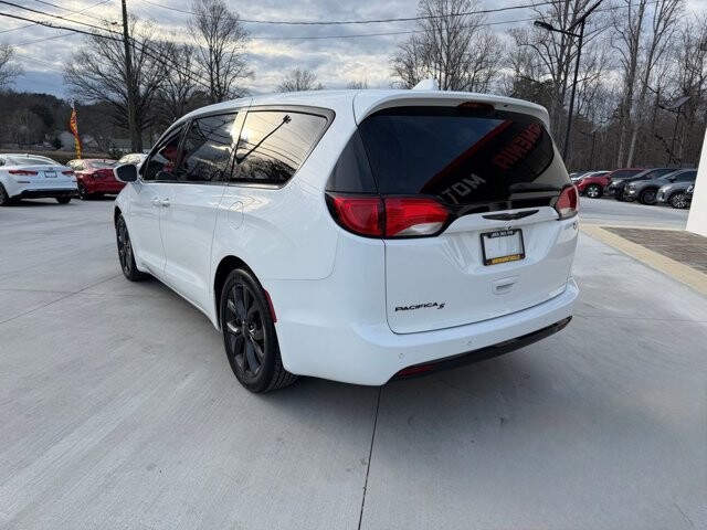 2020 Chrysler Pacifica in Knoxville, TN 37920 - 18095369 2