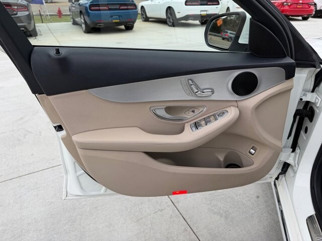 2016 Mercedes-Benz C 300 in Knoxville, TN 37920 - 18095370 6