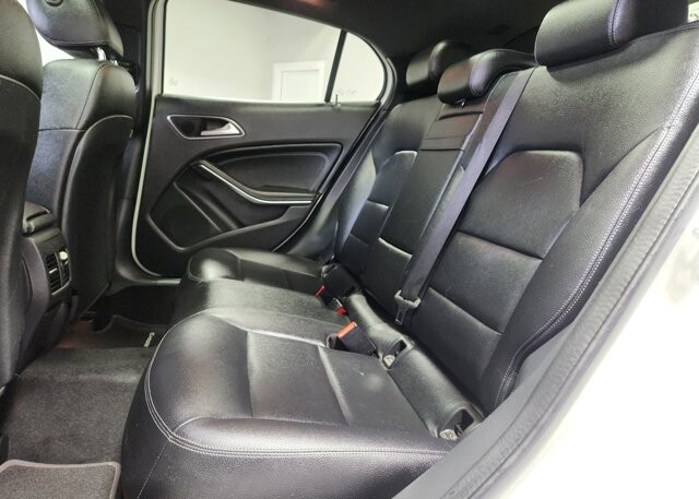 2017 Mercedes-Benz GLA 250 in Cinnaminson, NJ 08077 - 18095371 13