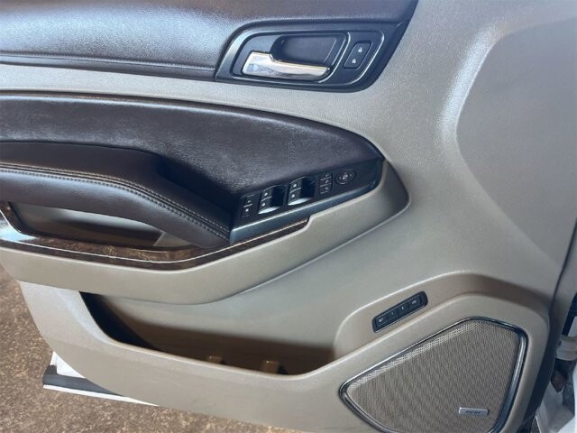 2016 Chevrolet Tahoe in Knoxville, TN 37912 - 18095377 7