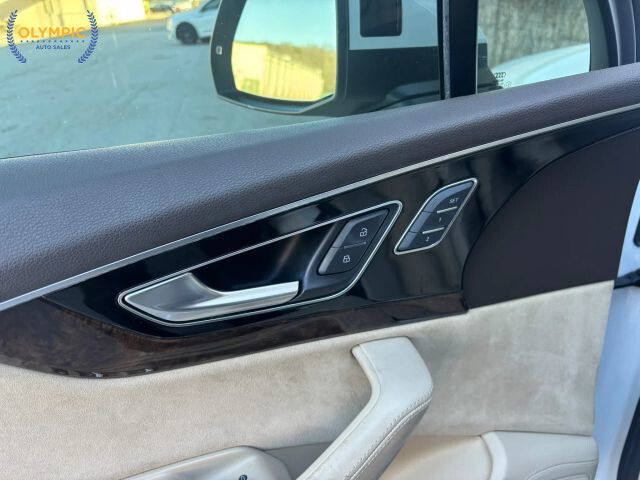 2018 Audi Q7 in Decatur, GA 30032 - 18095386 43