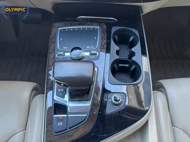 2018 Audi Q7 in Decatur, GA 30032 - 18095386 35