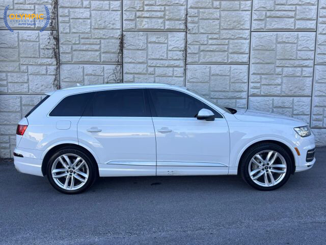 2018 Audi Q7 in Decatur, GA 30032 - 18095386 8