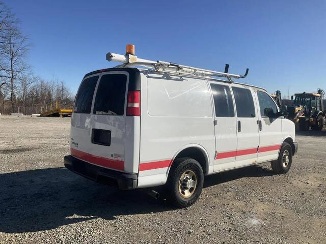 2011 Chevrolet Express 2500 in Blauvelt, NY 10913 - 18095392 8