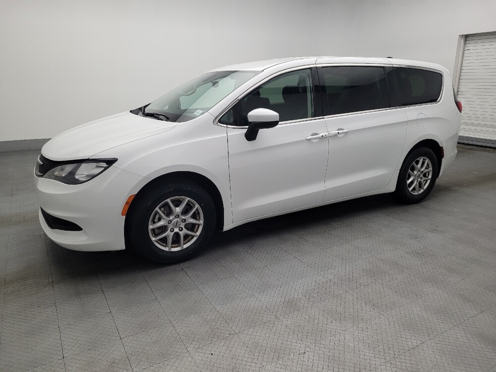 2022 Chrysler Voyager in Ocala, FL 34471 - 18095398 2