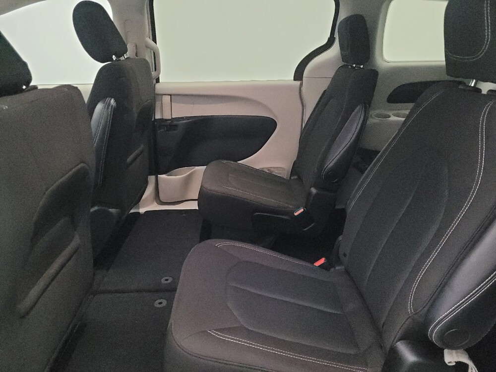 2022 Chrysler Voyager in Ocala, FL 34471 - 18095398 18