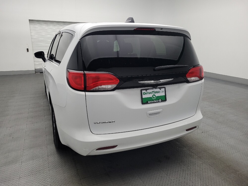 2022 Chrysler Voyager in Ocala, FL 34471 - 18095398 6