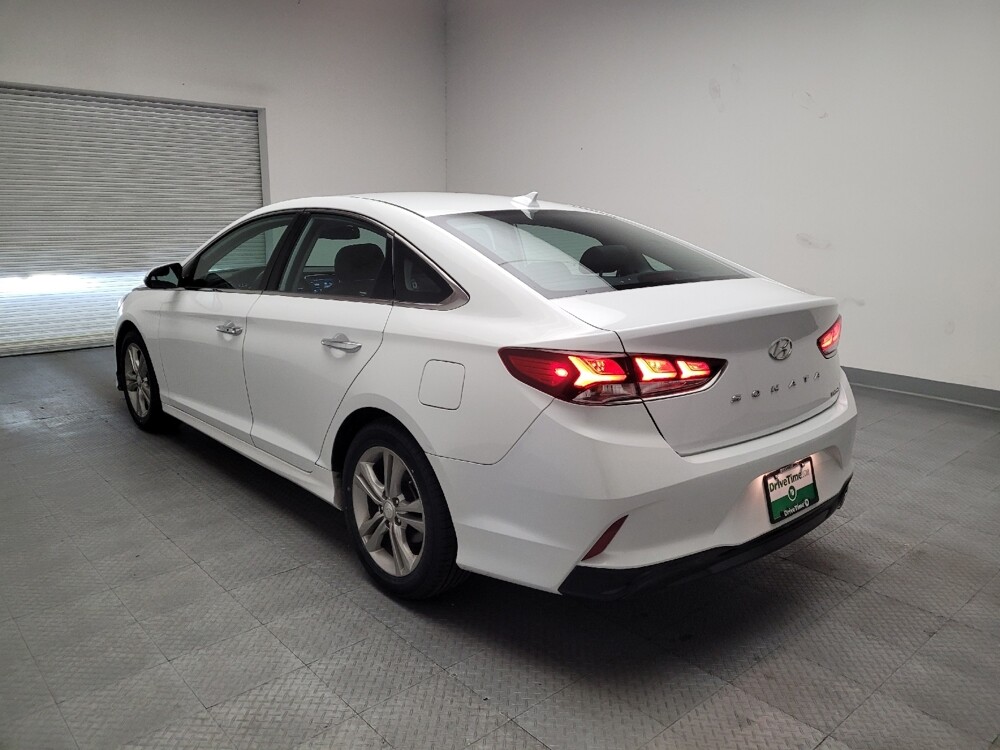 2018 Hyundai Sonata in Riverside, CA 92504 - 18095401 5