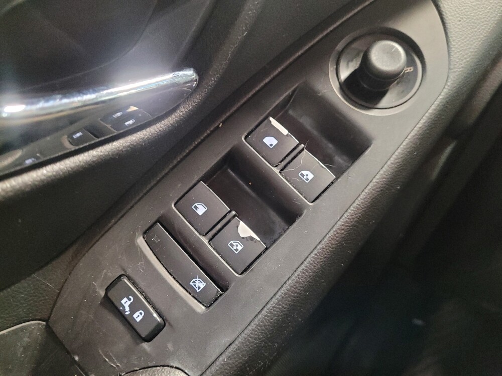 2017 Chevrolet Trax in Riverside, CA 92504 - 18095403 27