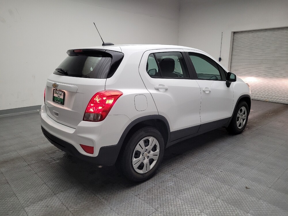 2017 Chevrolet Trax in Riverside, CA 92504 - 18095403 9