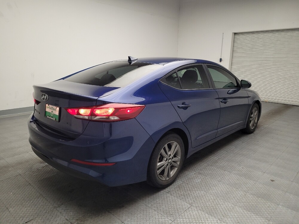 2018 Hyundai Elantra in Fresno, CA 93726 - 18095404 9