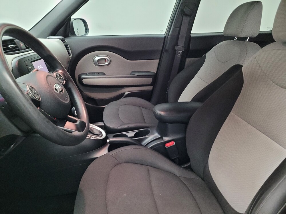 2018 Kia Soul in Fresno, CA 93726 - 18095407 17