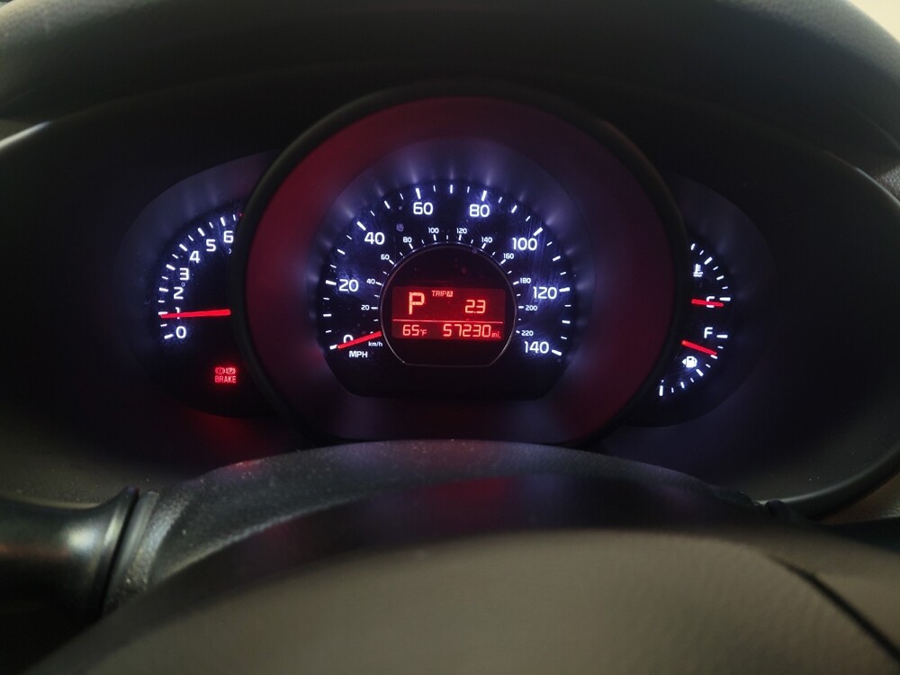 2018 Kia Soul in Fresno, CA 93726 - 18095407 23