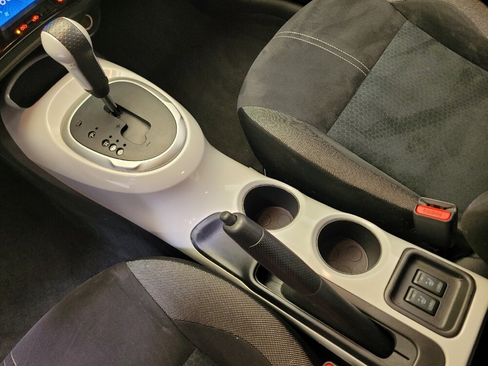 2017 Nissan Juke in Riverside, CA 92504 - 18095411 26