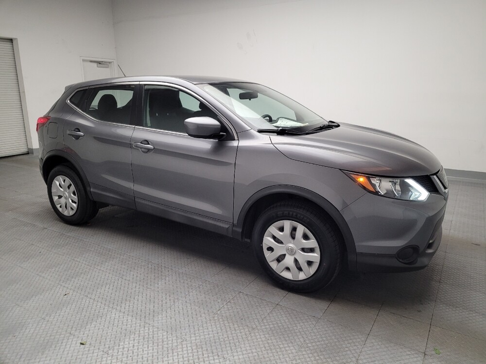 2018 Nissan Rogue Sport in Riverside, CA 92504 - 18095412 11