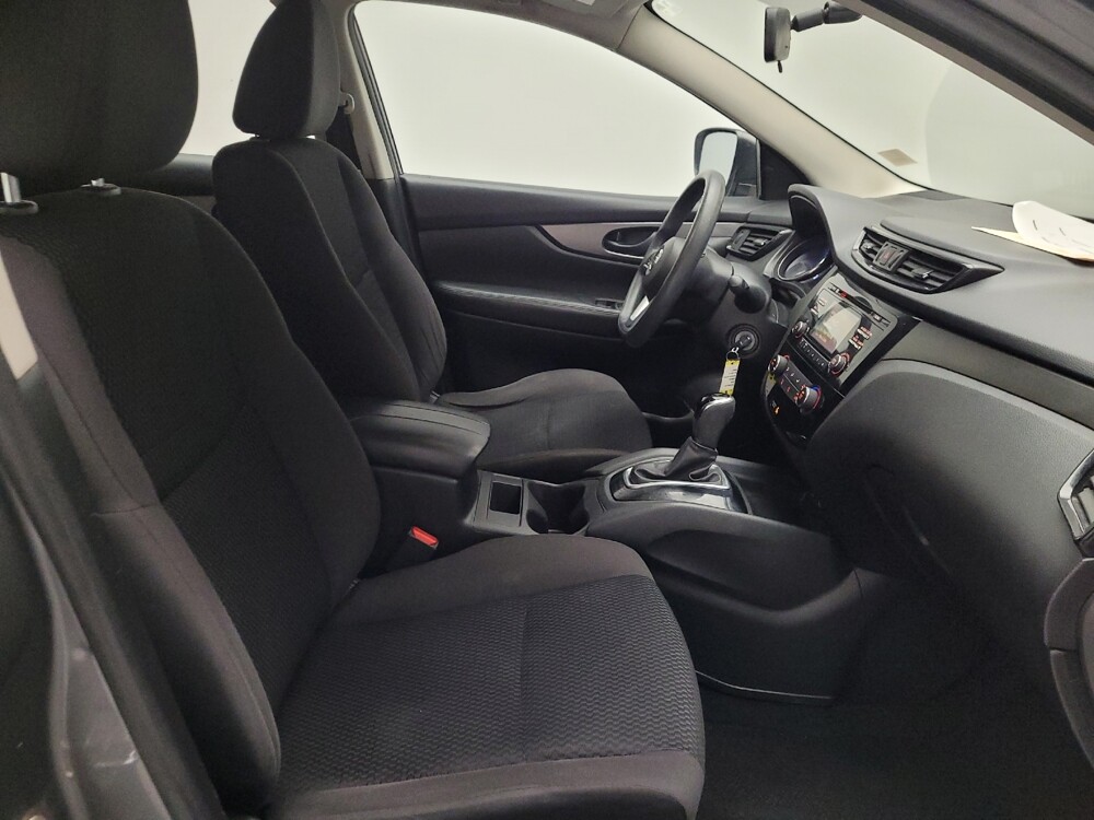 2018 Nissan Rogue Sport in Riverside, CA 92504 - 18095412 21