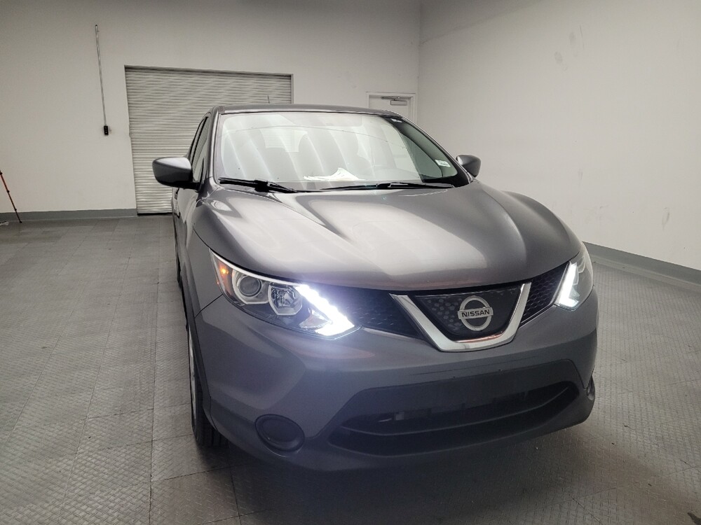 2018 Nissan Rogue Sport in Riverside, CA 92504 - 18095412 14