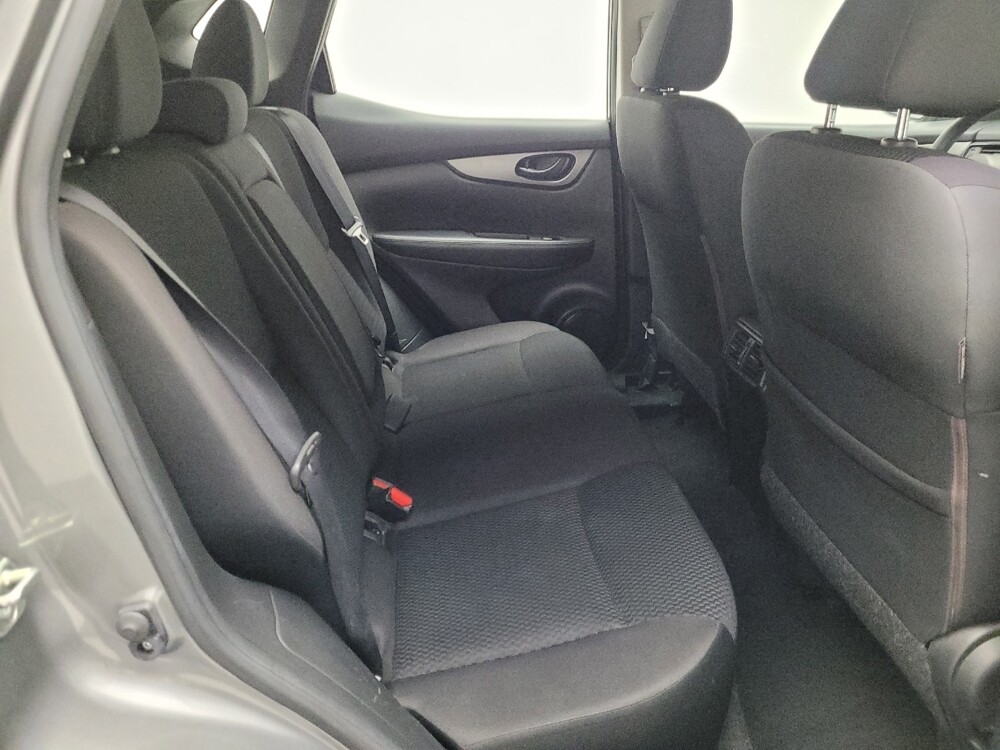 2018 Nissan Rogue Sport in Riverside, CA 92504 - 18095412 19