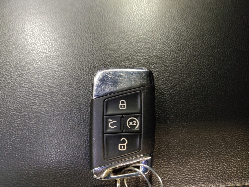 2021 Volkswagen Atlas in Bradenton, FL 34207 - 18095417 32