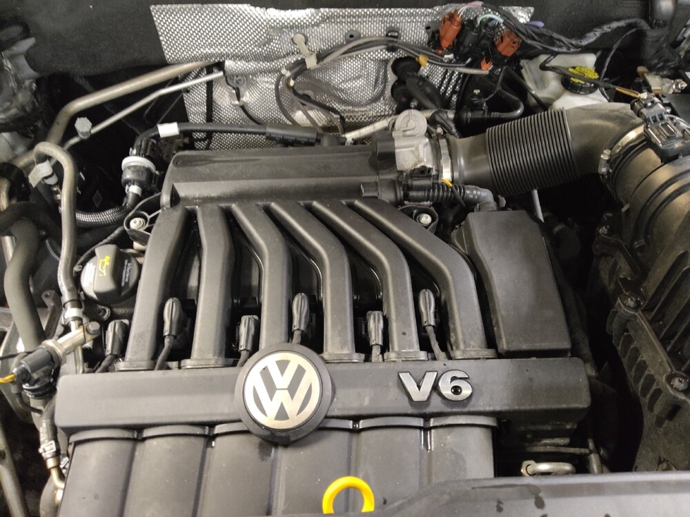 2021 Volkswagen Atlas in Bradenton, FL 34207 - 18095417 30