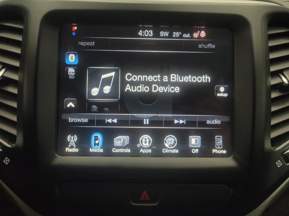 2018 Jeep Cherokee in Indianapolis, IN 46219 - 18095421 25