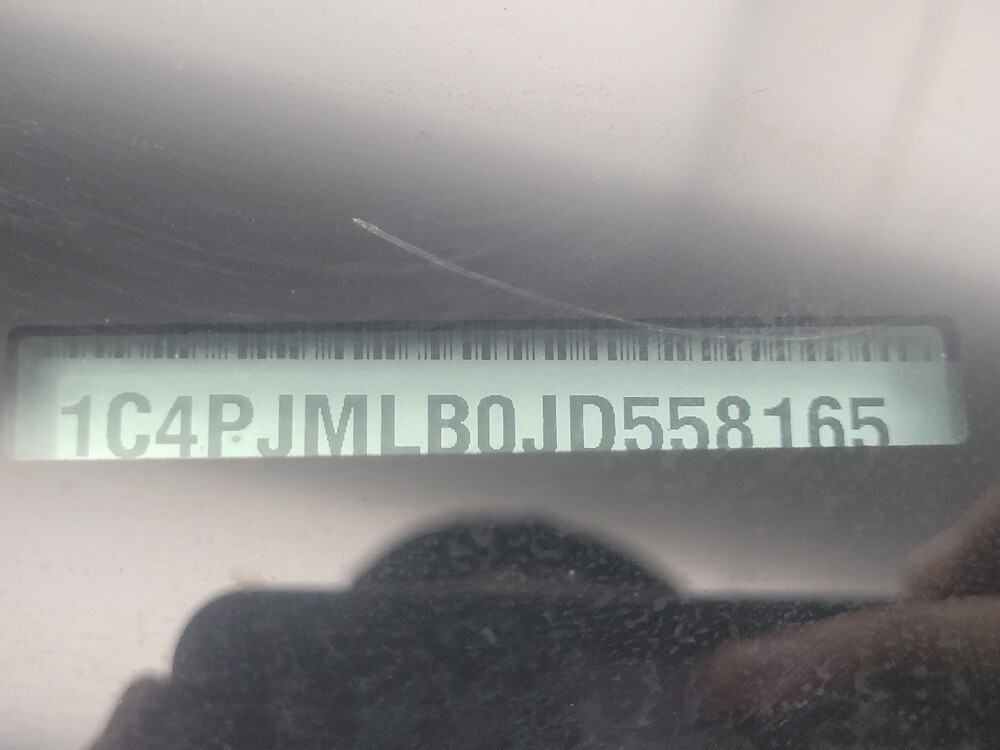 2018 Jeep Cherokee in Indianapolis, IN 46219 - 18095421 33