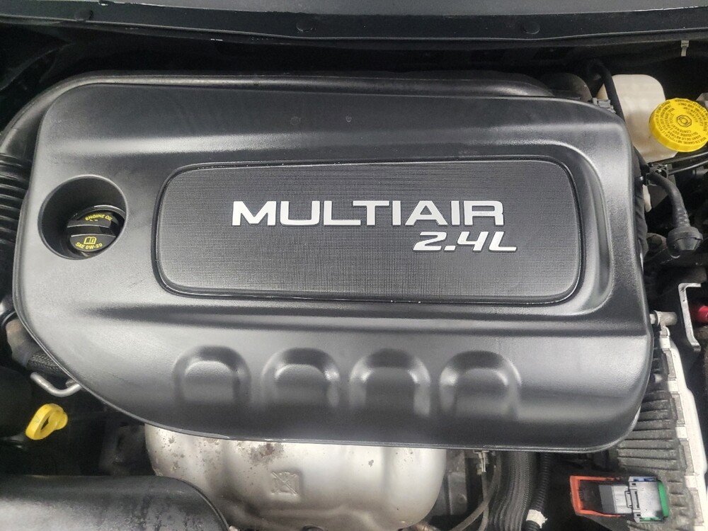 2018 Jeep Cherokee in Indianapolis, IN 46219 - 18095421 30