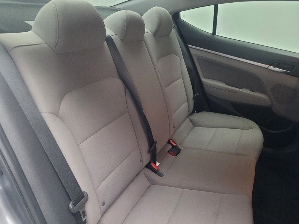 2019 Hyundai Elantra in Marietta, GA 30062 - 18095423 19