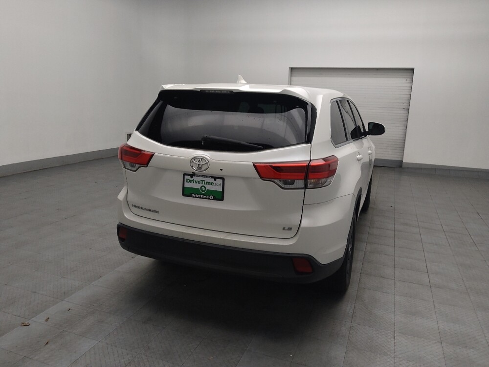 2019 Toyota Highlander in Duluth, GA 30096 - 18095430 7