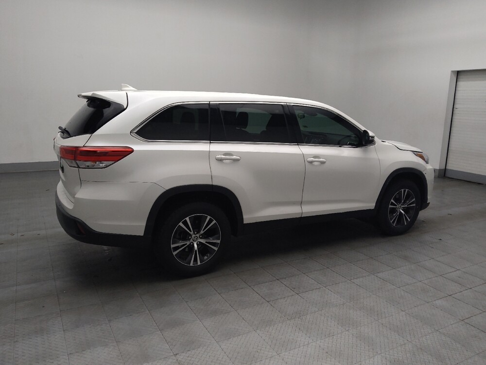 2019 Toyota Highlander in Duluth, GA 30096 - 18095430 10