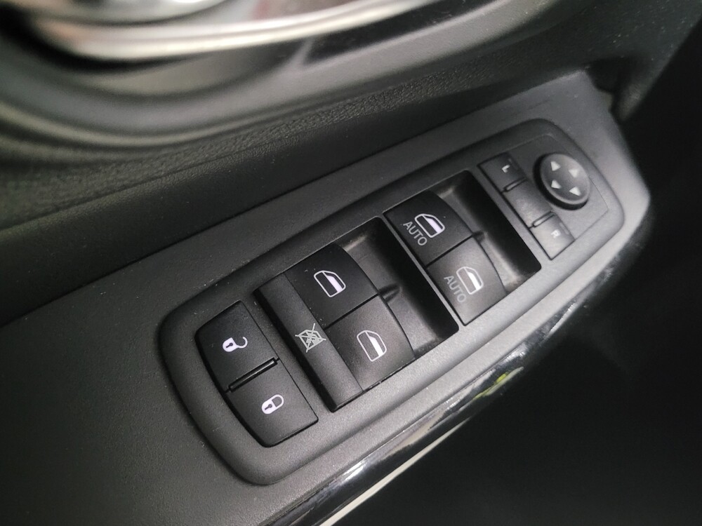 2021 Jeep Cherokee in Union City, GA 30291 - 18095433 27