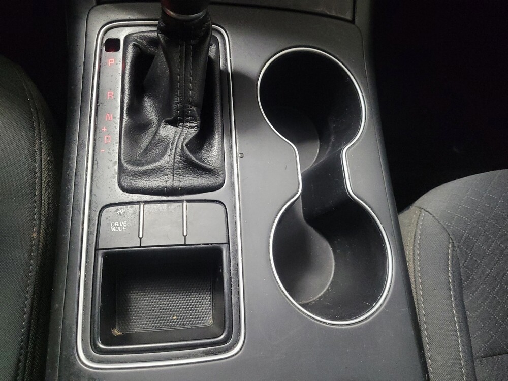 2018 Kia Sorento in Marietta, GA 30062 - 18095438 26