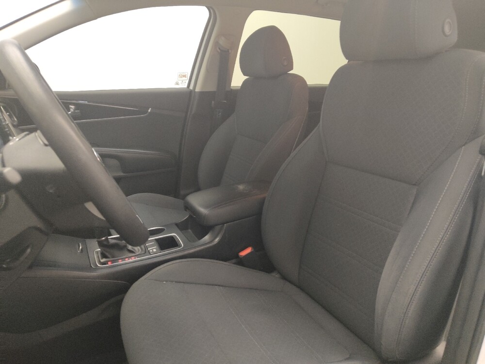 2018 Kia Sorento in Marietta, GA 30062 - 18095438 17