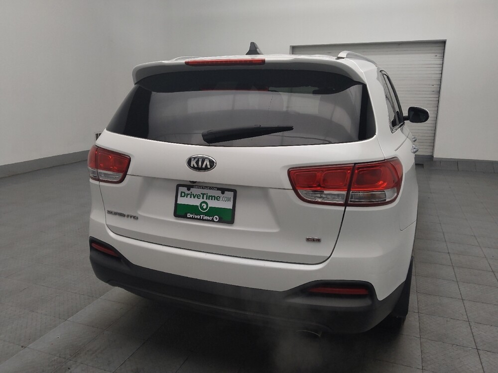 2018 Kia Sorento in Marietta, GA 30062 - 18095438 7