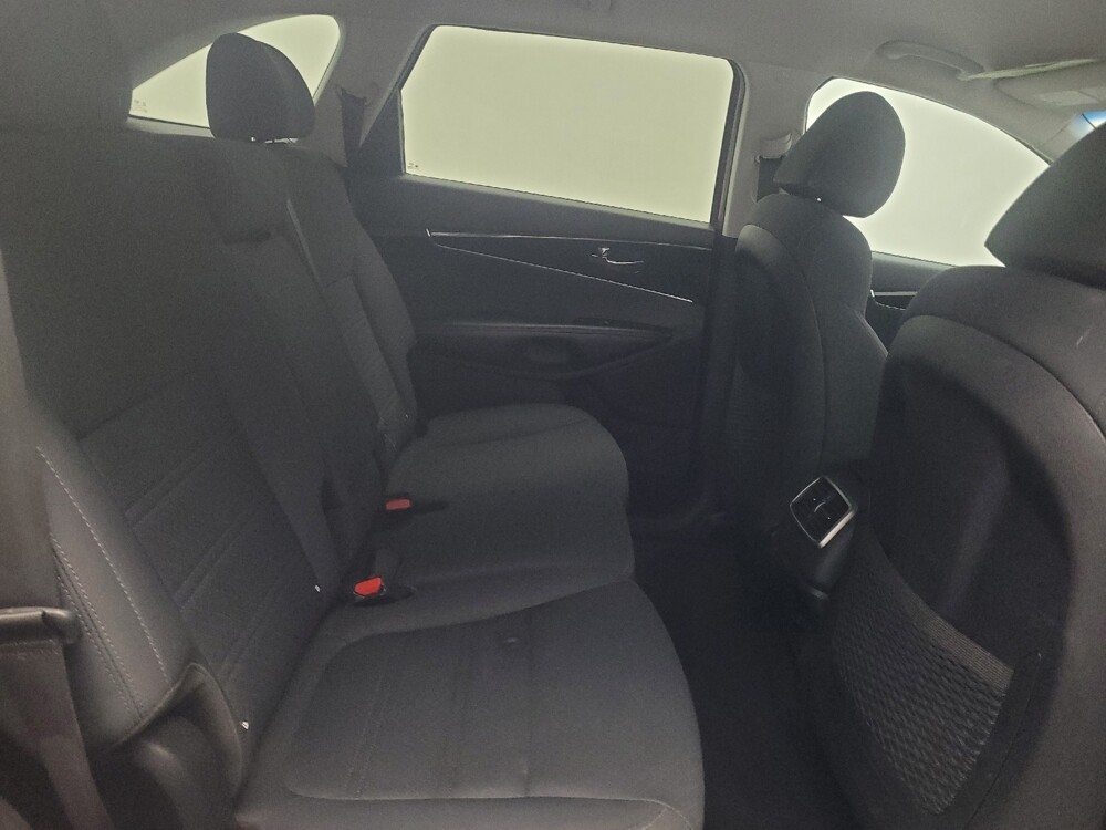 2019 Kia Sorento in Marietta, GA 30062 - 18095440 19