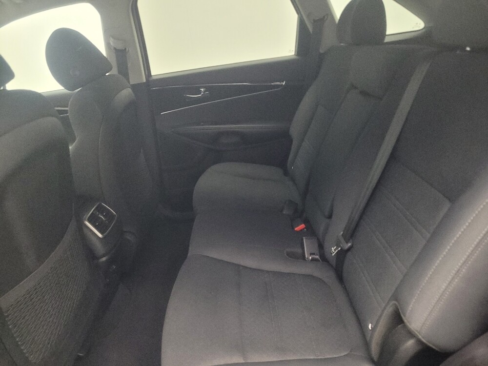 2019 Kia Sorento in Marietta, GA 30062 - 18095440 18